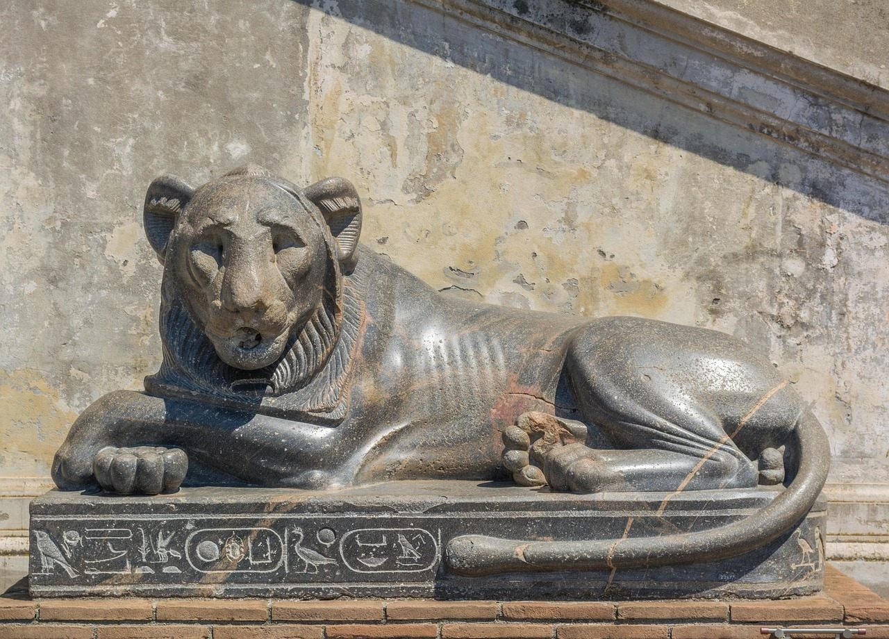 Ancient Egyptian sculpture featured