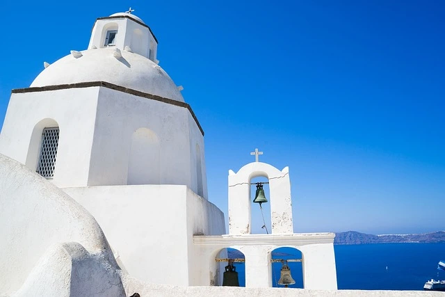 Greek island of Santorini for a destination guide
