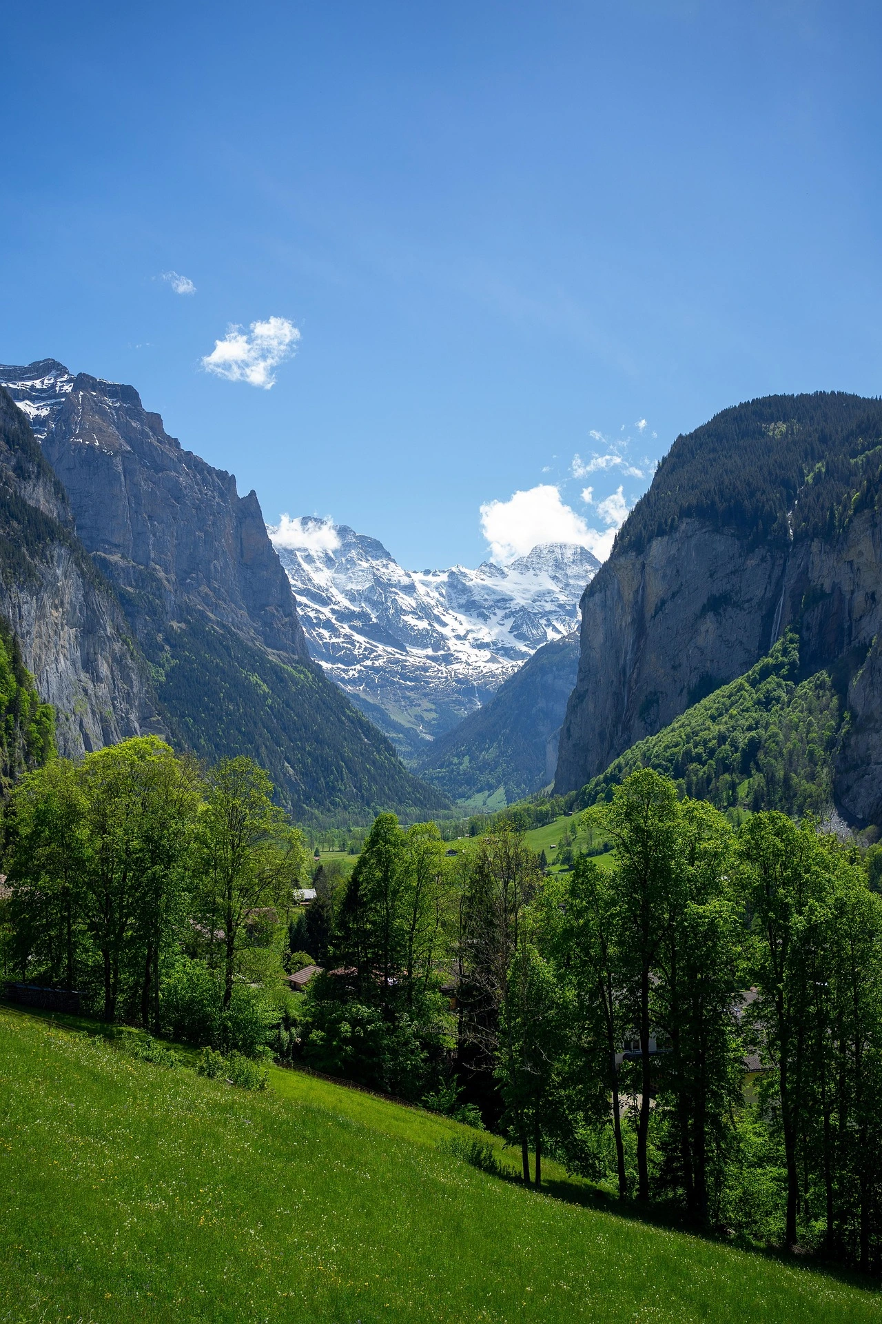 The Lauterbrunnen Valley in Switzerland for a destination guide