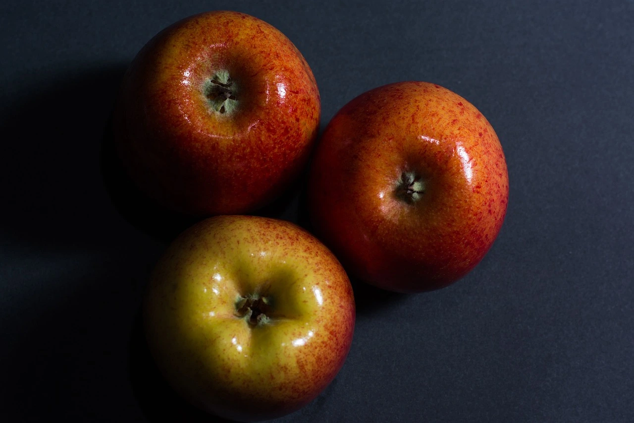 Paraguay apples featured