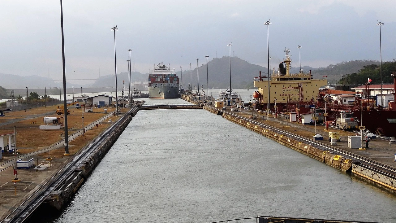 Ship Transiting through Panama Canal for a destination guide