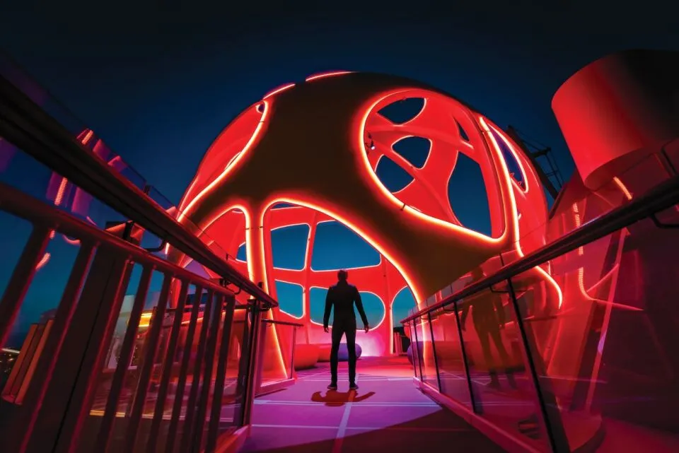 Sky pad in a cruise dome