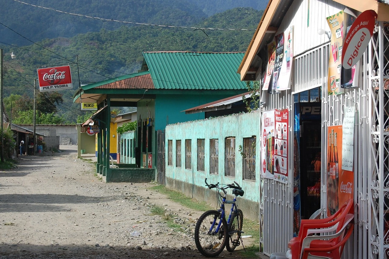 Street scene in a rural town in Honduras