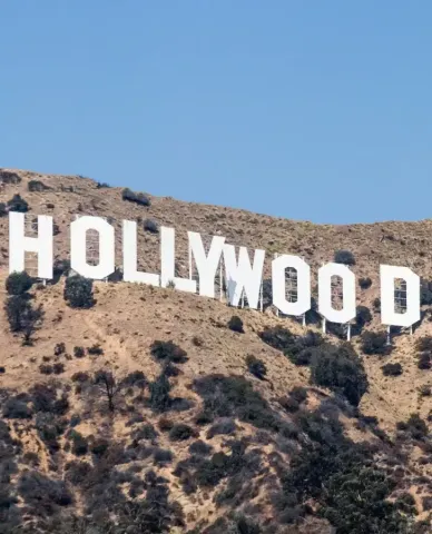 Hollywood-signboard united states