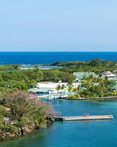 Mahogany Bay located on the island of RoatAAAAn in Honduras