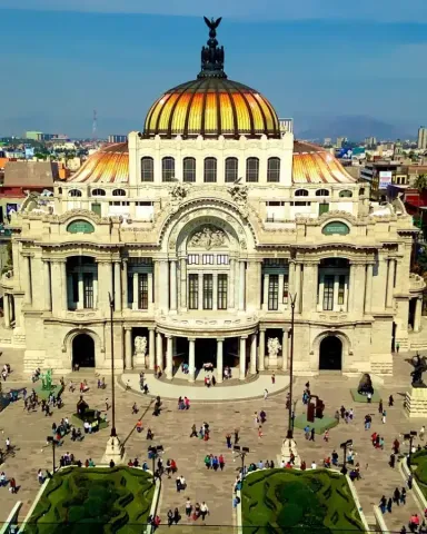 Mexico building featured