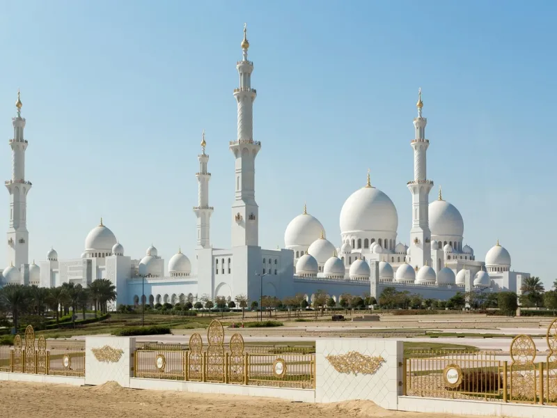 Abu Dab for a destination guide