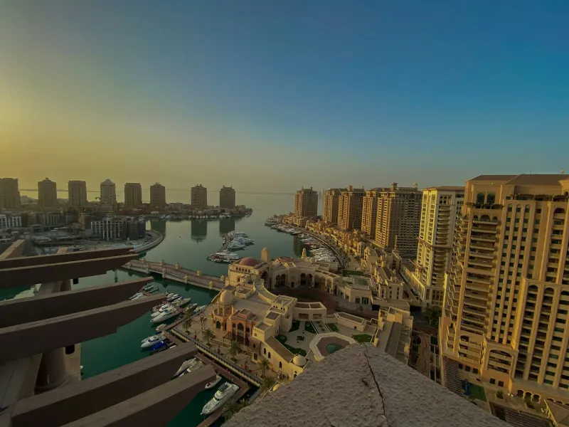 Buildings for a destination guide