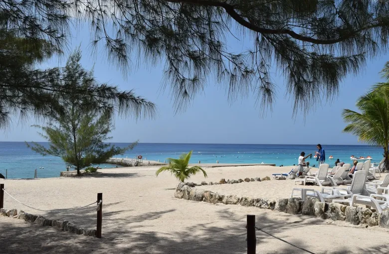 Beach in Cozumel featured