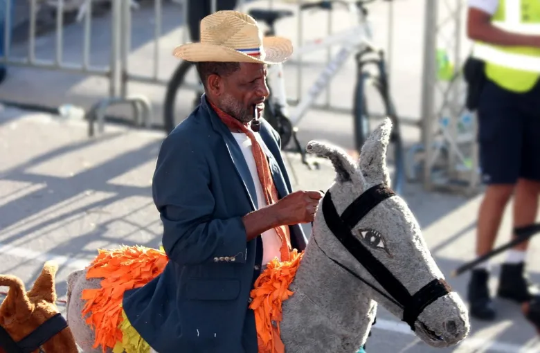 Carnival in La Vega - Masks and Memory for a destination guide